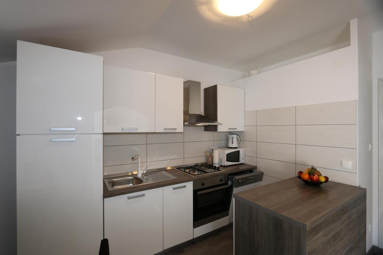 Petra Apartment *